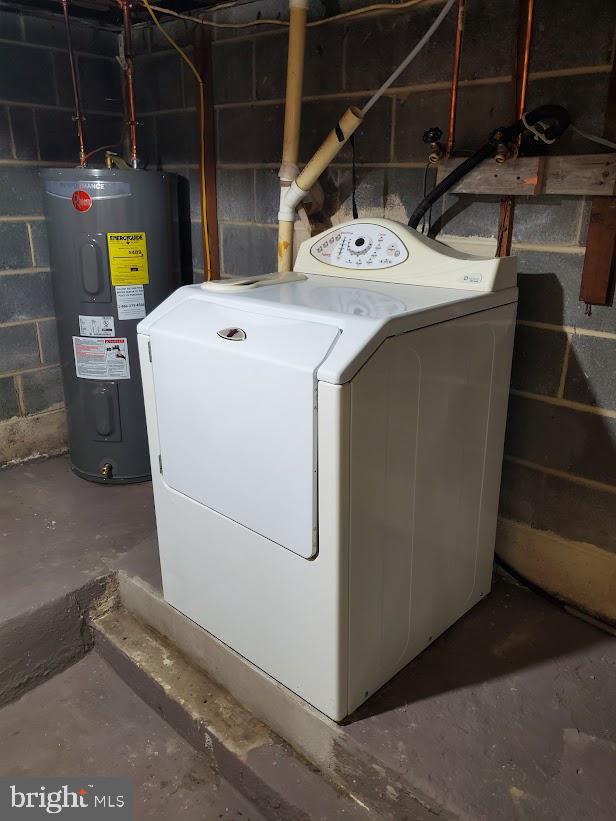 300 Ridge Road Browns Mills, NJ 08015 - Photo 21 of 28 a utility room with dryer and washer