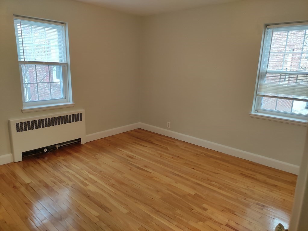 112 Maple Street, Unit 4 Malden, MA 02148 - Photo 8 of 10