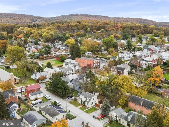 $415,000 | 114 Potomac Street, Boonsboro, MD 21713