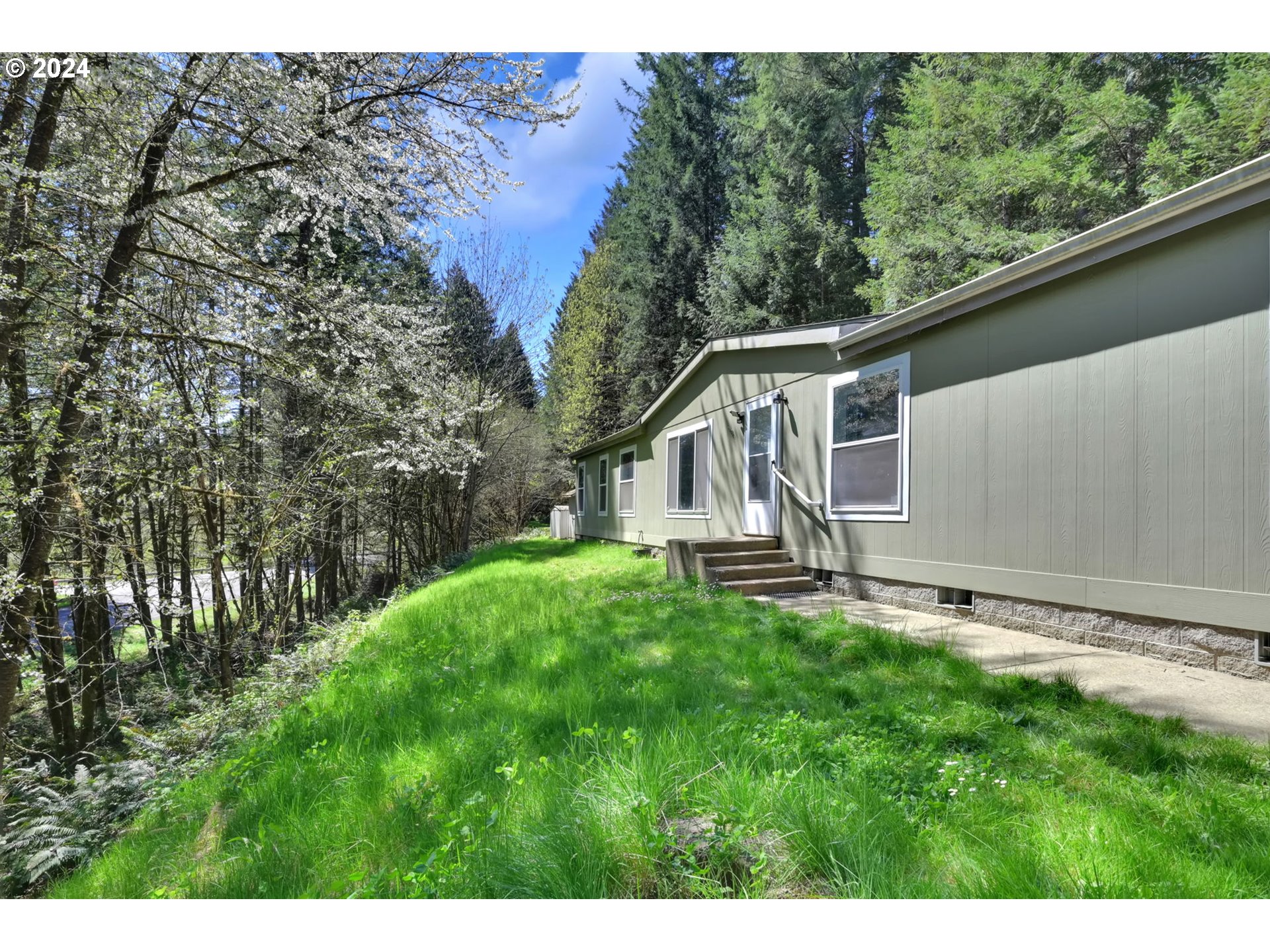94780 Marcola Road Marcola, OR 97454 - Photo 4 of 34 Gallery Image 4