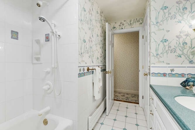 22 Marrett Road Burlington, MA 01803 - Photo 20 of 34