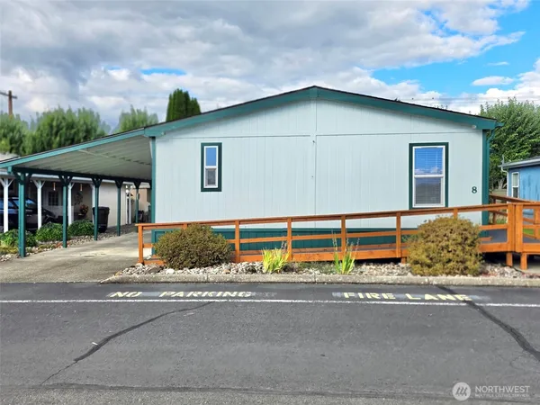 $113,000 | 8 Heritage Boulevard, Longview, WA 98632