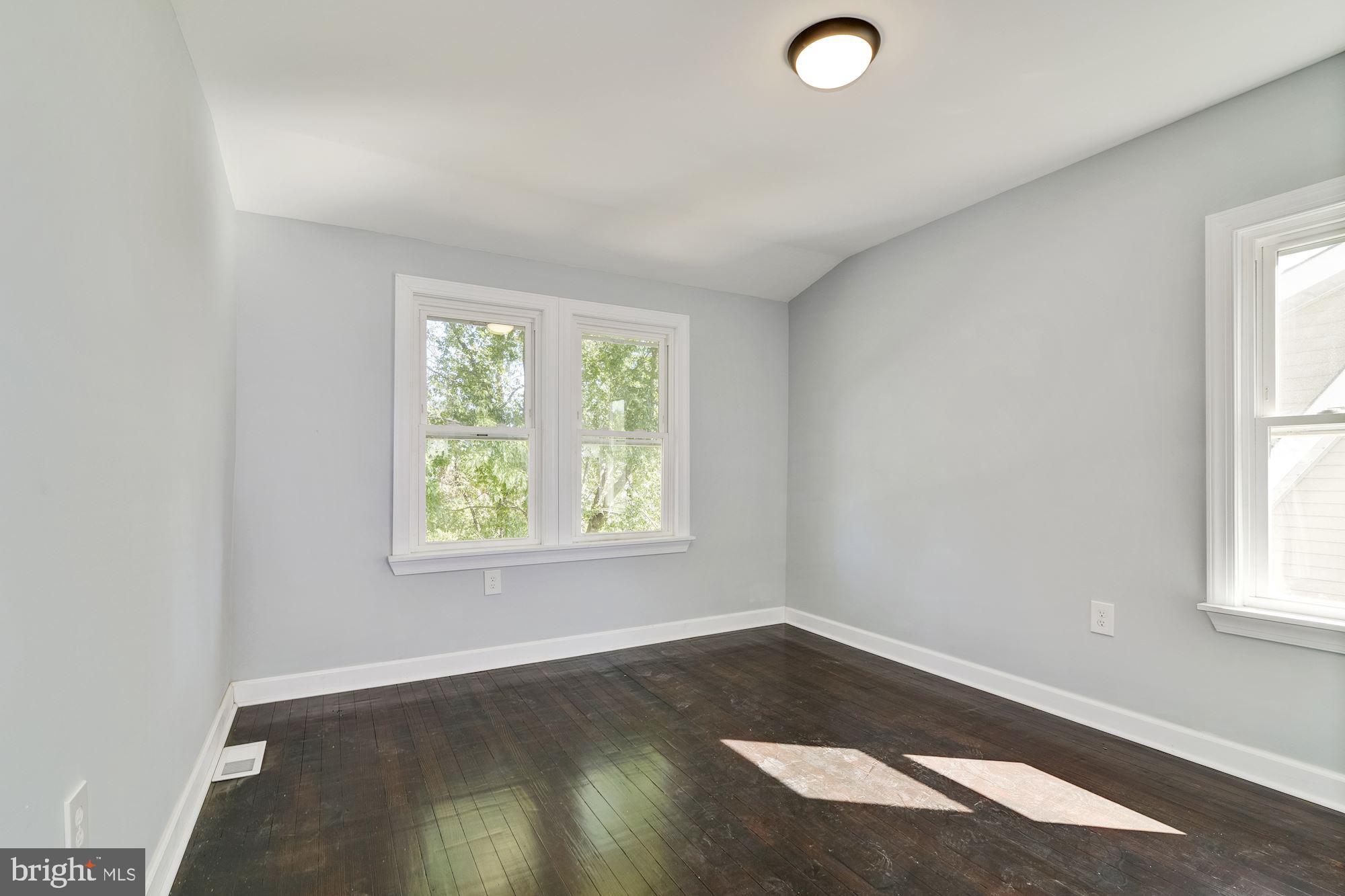 14 Nicholson Road Mount Ephraim, NJ 08059 - Photo 18 of 31