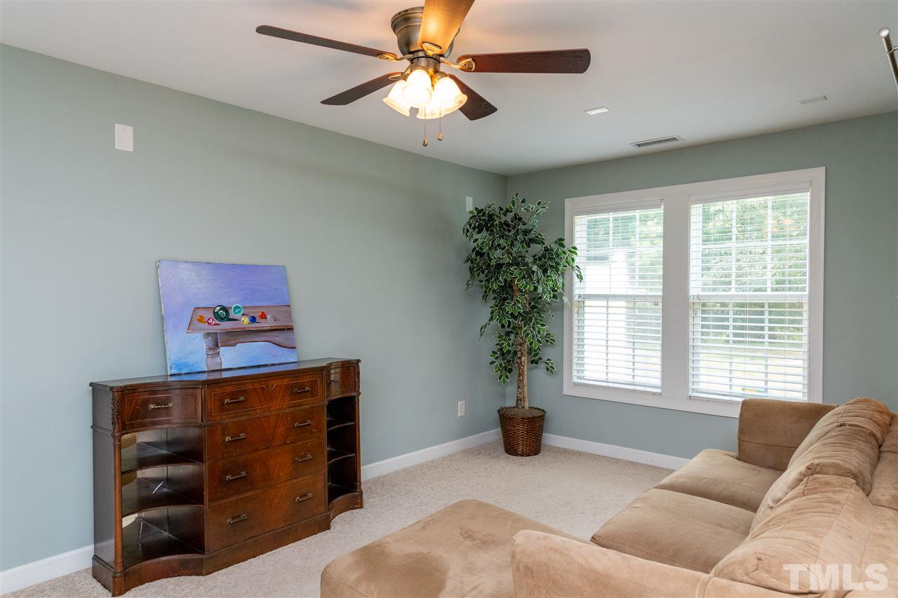 4014 Abbey Park Way Raleigh, NC 27612 - Photo 5 of 30