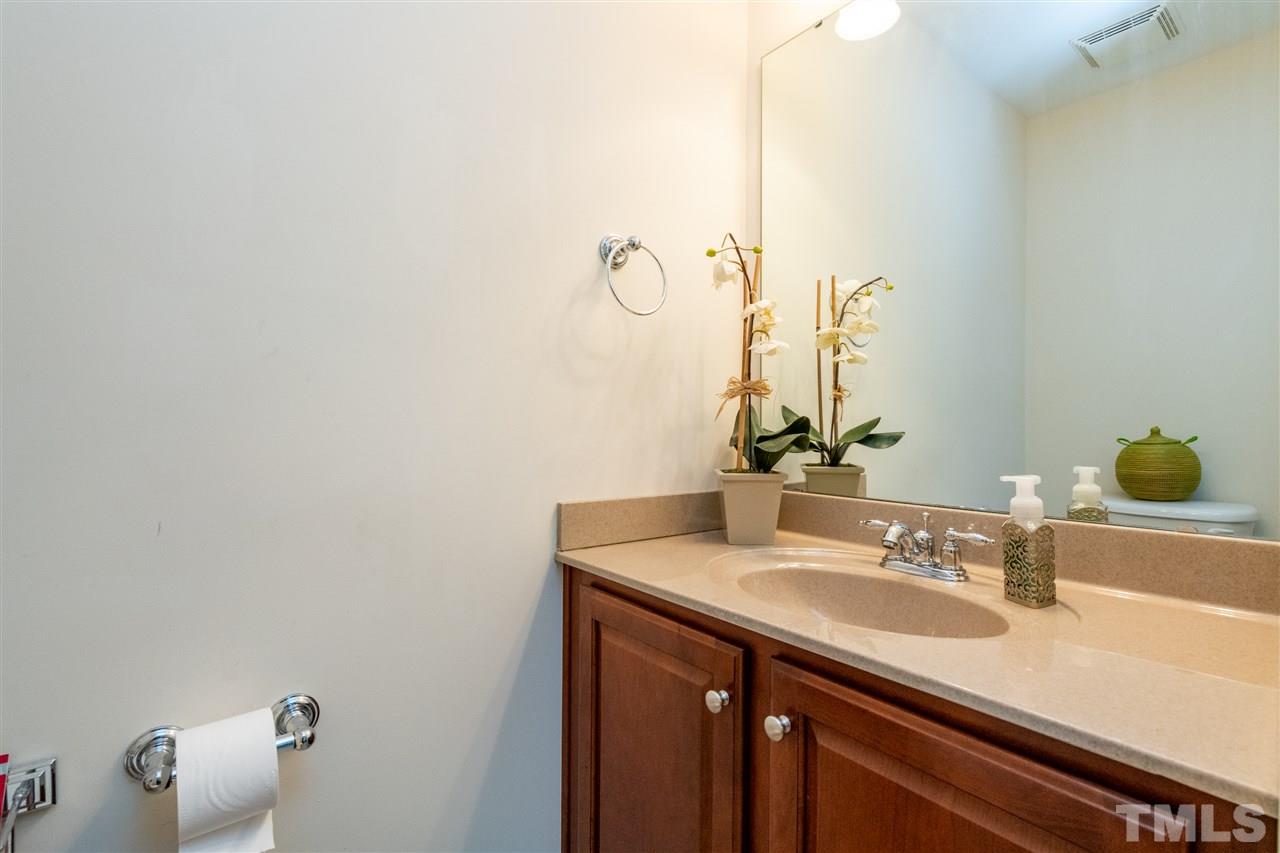 4014 Abbey Park Way Raleigh, NC 27612 - Photo 6 of 30