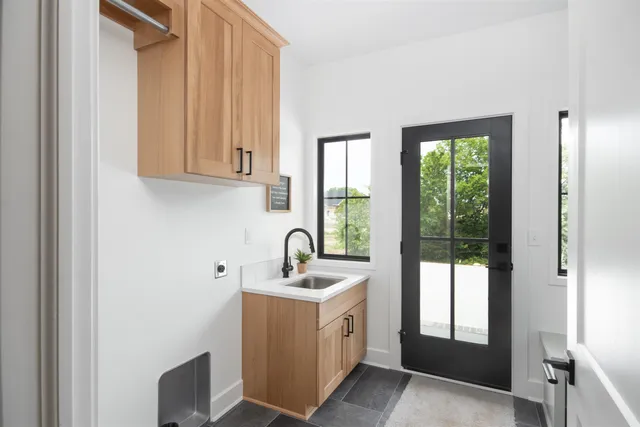 $947,523 | 200 Cedar Rnch Court, Derby, KS 67037