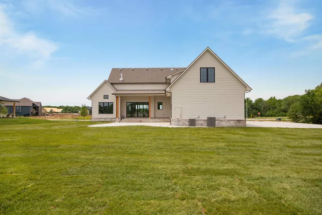 $947,523 | 200 Cedar Rnch Court, Derby, KS 67037