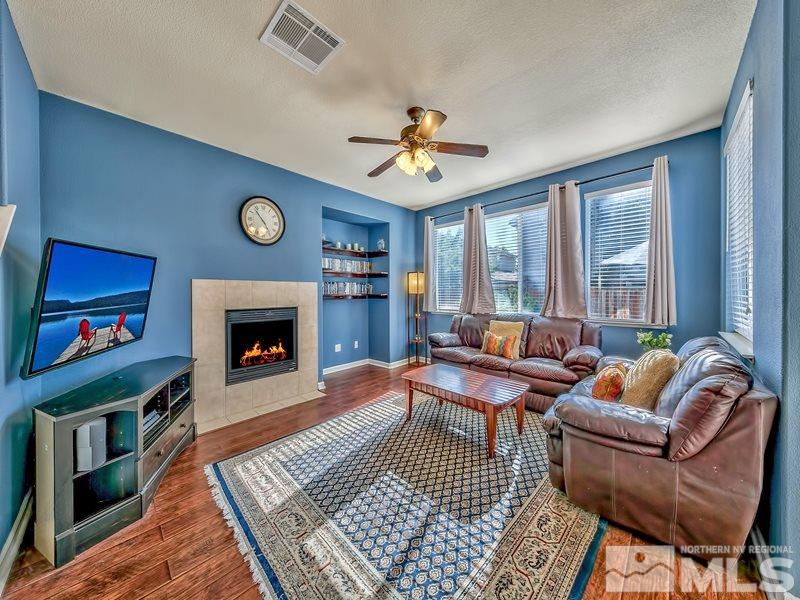 6959 Rioja Court Sparks, NV 89436 - Photo 4 of 20 Photo 4