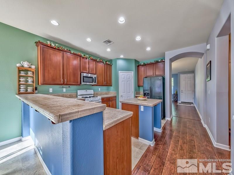 6959 Rioja Court Sparks, NV 89436 - Photo 7 of 20 Photo 7