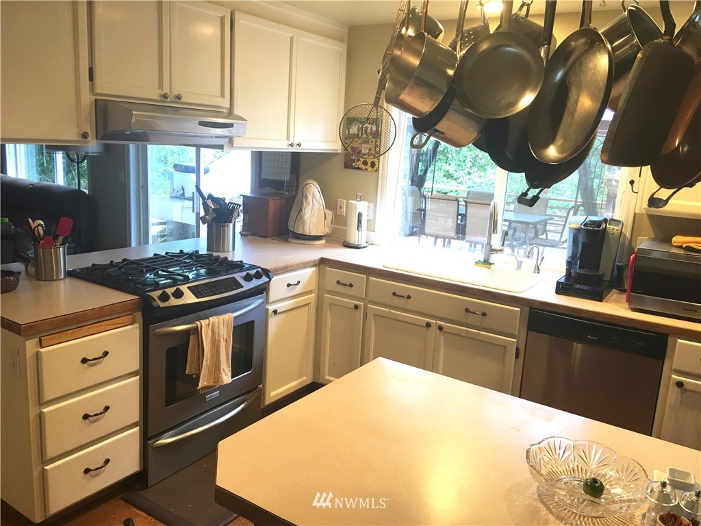 23017 13th Drive Southeast Bothell, WA 98021 - Photo 5 of 13