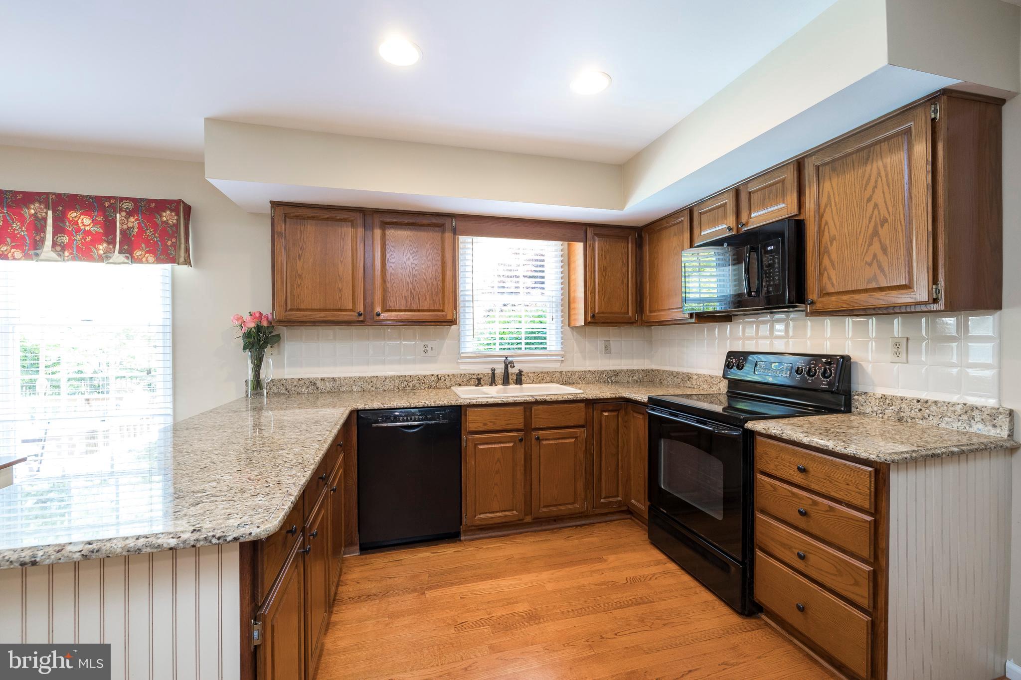 282 Spring Run Lane Downingtown, PA 19335 - Photo 14 of 53 Gallery Image 14