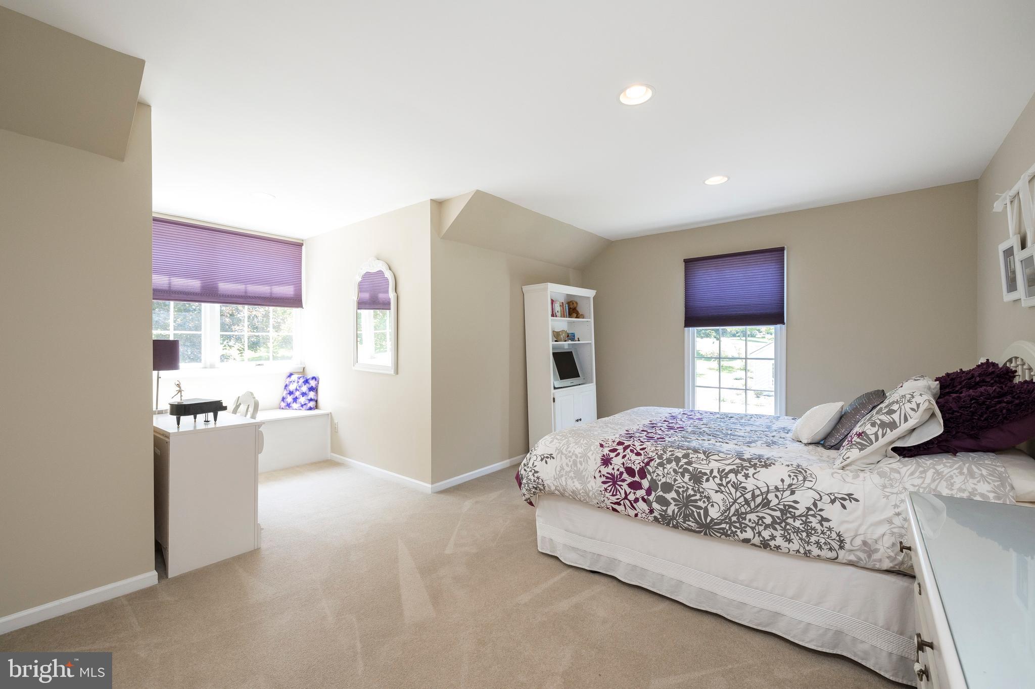 282 Spring Run Lane Downingtown, PA 19335 - Photo 31 of 53 Gallery Image 31