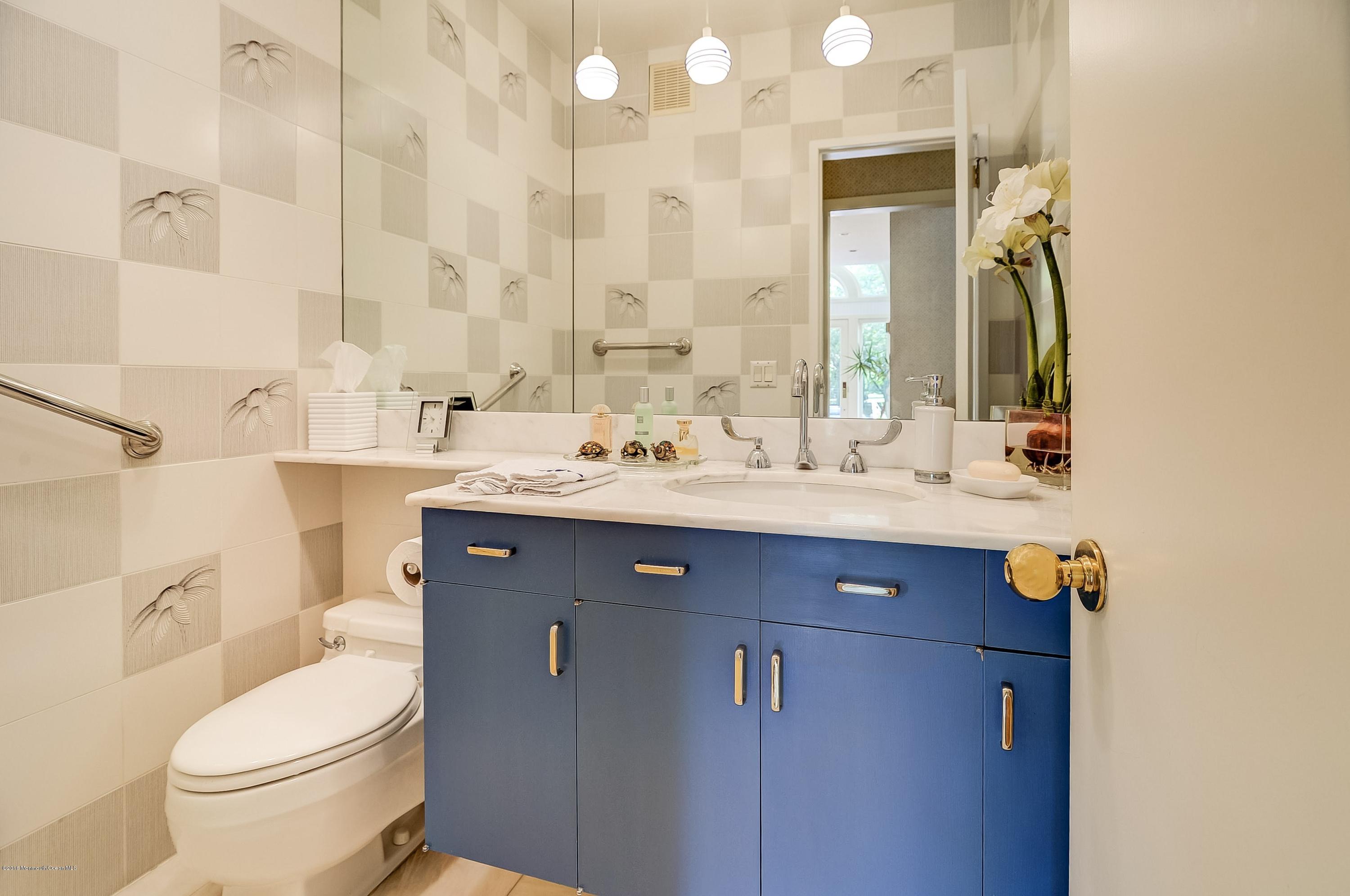 83 Darlington Road Deal, NJ 07723 - Photo 12 of 29 Powder Room