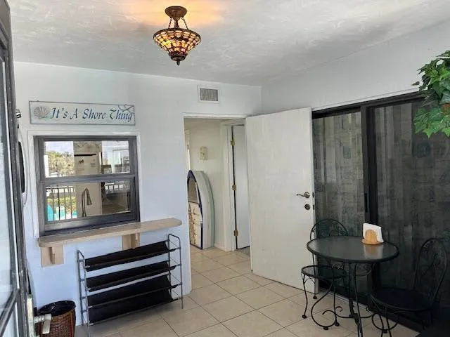 $3,100 | 4600 Ocean Beach Boulevard, Unit 208, Cocoa Beach, FL 32931