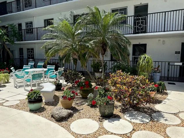 $3,100 | 4600 Ocean Beach Boulevard, Unit 208, Cocoa Beach, FL 32931