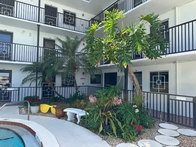 $3,100 | 4600 Ocean Beach Boulevard, Unit 208, Cocoa Beach, FL 32931