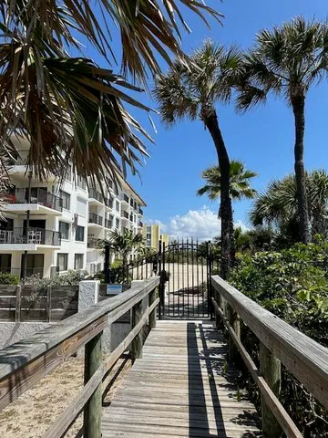 $3,100 | 4600 Ocean Beach Boulevard, Unit 208, Cocoa Beach, FL 32931
