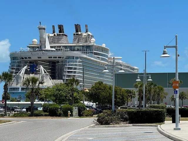 $3,100 | 4600 Ocean Beach Boulevard, Unit 208, Cocoa Beach, FL 32931
