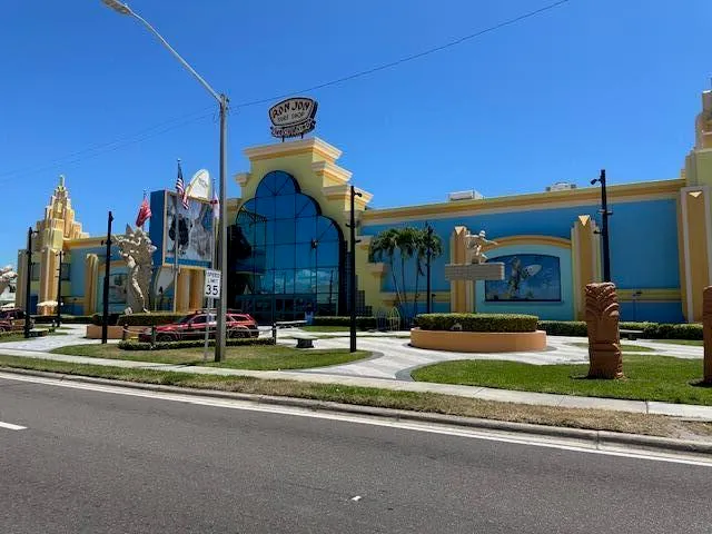 $3,100 | 4600 Ocean Beach Boulevard, Unit 208, Cocoa Beach, FL 32931