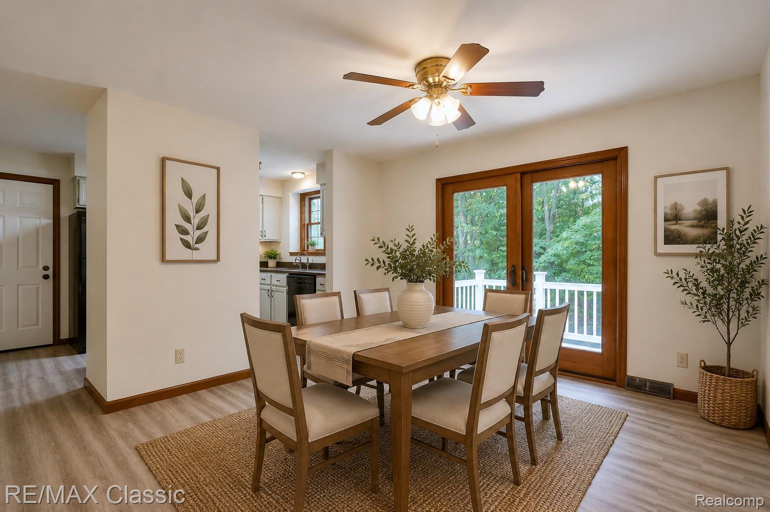 16645 Bordman Road Allenton, MI 48002 - Photo 16 of 48 Staged photo of Dining room