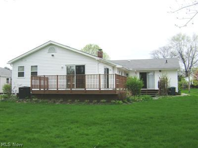 6401 Longridge Road Cleveland, OH 44124 - Photo 19 of 20
