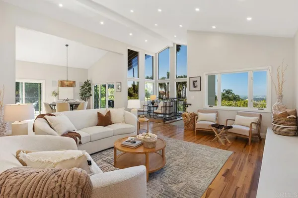 $2,500,000 | 6829 Corintia Street, Carlsbad, CA 92009