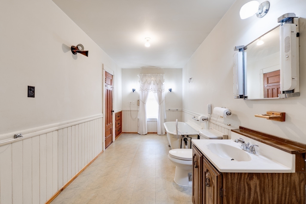 95 Grand Street Springfield, MA 01108 - Photo 22 of 42 Gallery Image 22