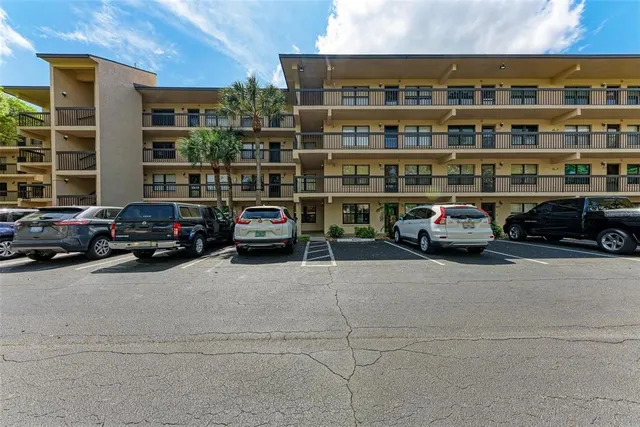 $169,000 | 625 30th Avenue West, Unit G403, Bradenton, FL 34205