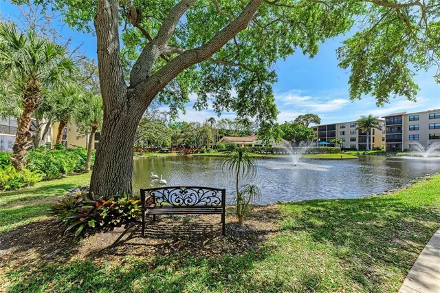 $169,000 | 625 30th Avenue West, Unit G403, Bradenton, FL 34205