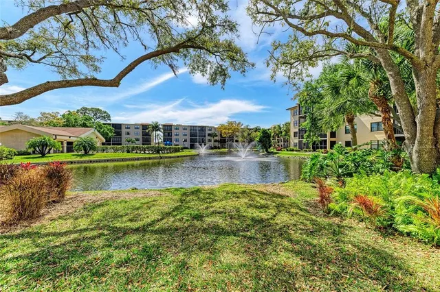 $169,000 | 625 30th Avenue West, Unit G403, Bradenton, FL 34205