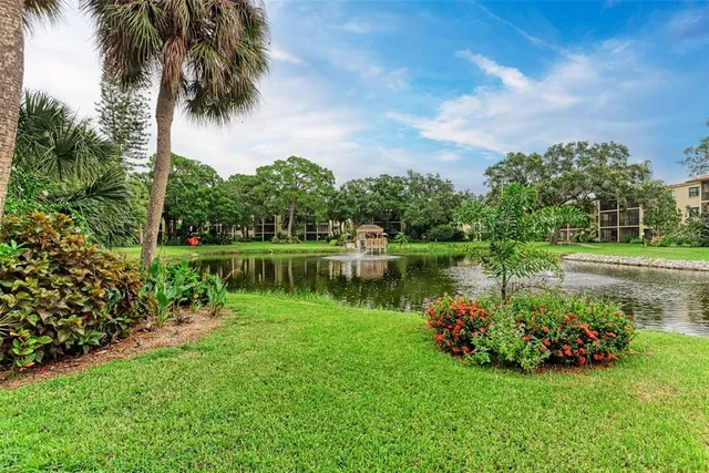 $169,000 | 625 30th Avenue West, Unit G403, Bradenton, FL 34205