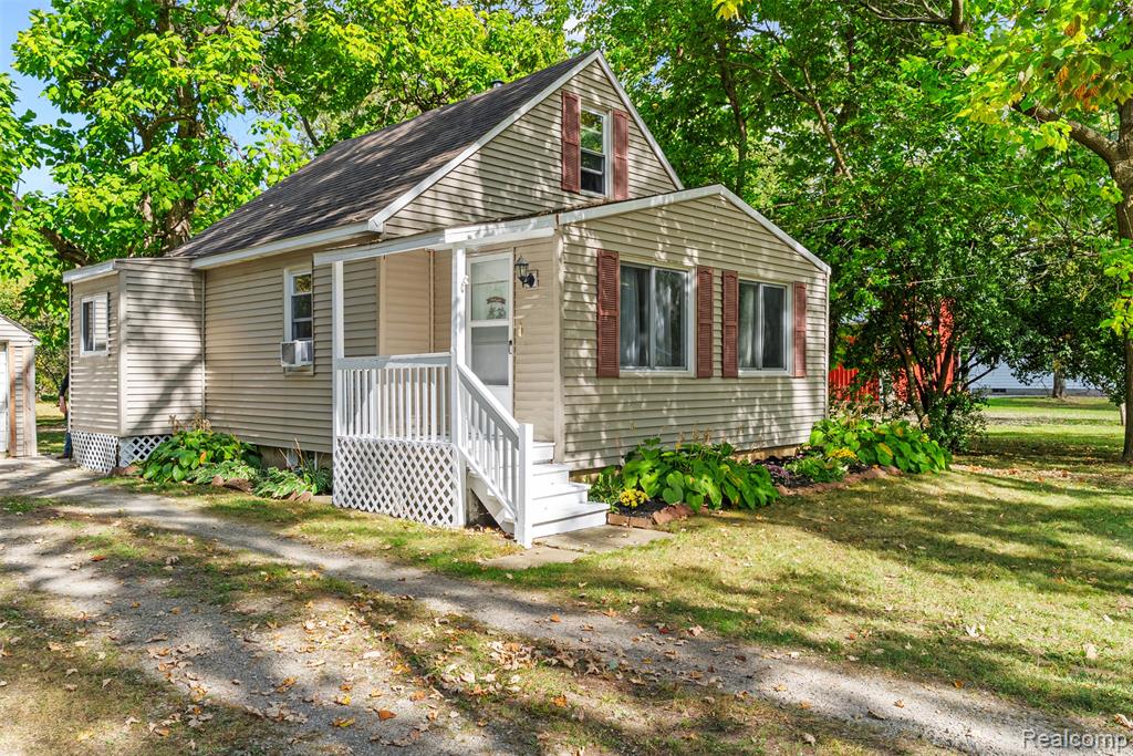 7021 East Carpenter Road Davison, MI 48423 - Photo 4 of 29