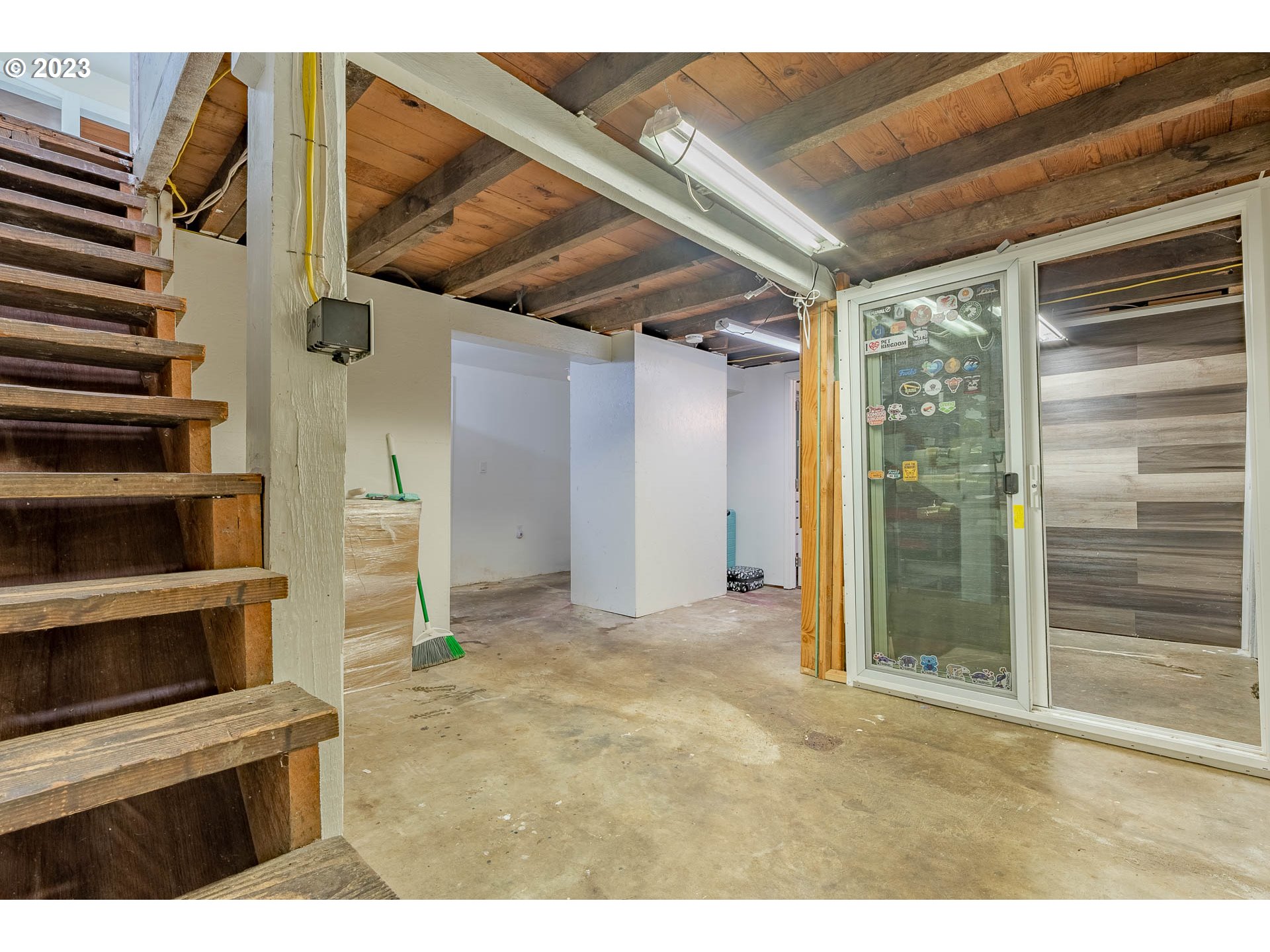 2075 Northeast Mossy Loop Toledo, OR 97391 - Photo 18 of 38 a view of kitchen and utility room