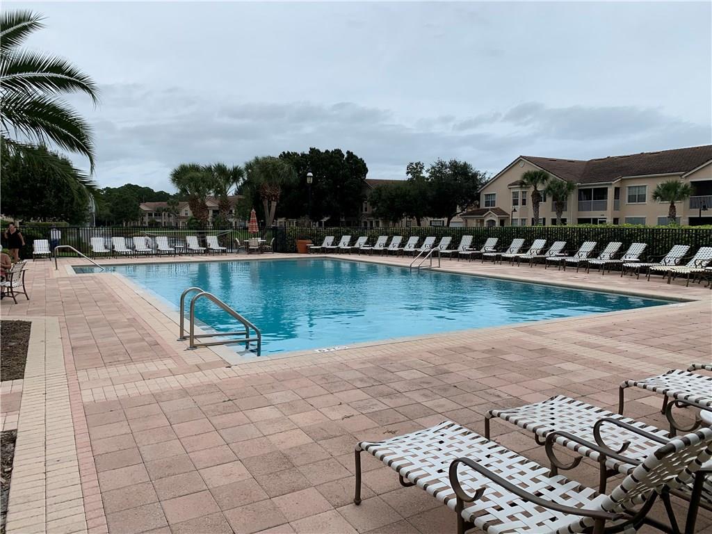 2394 57th Circle, Unit 2394 Vero Beach, FL 32966 - Photo 3 of 26