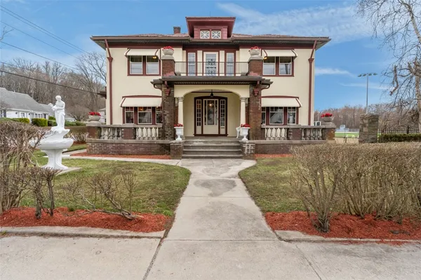 $975,000 | 177 High Street, Westerly, RI 02891