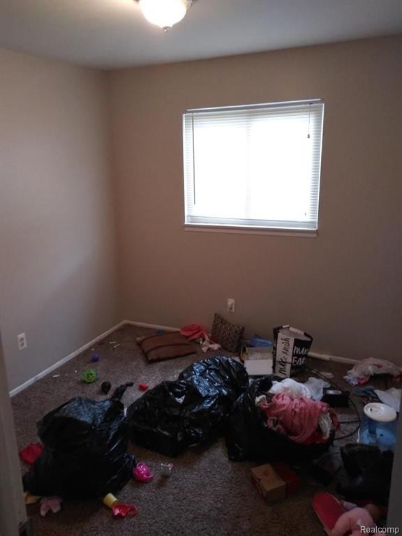 8716 Maxwell Avenue Warren, MI 48089 - Photo 16 of 30