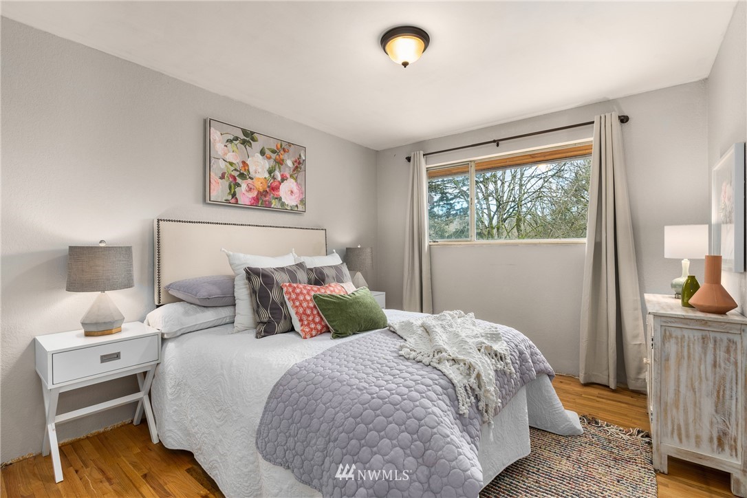 14208 Southeast 192nd Street Renton, WA 98058 - Photo 9 of 20 Gallery Image 9