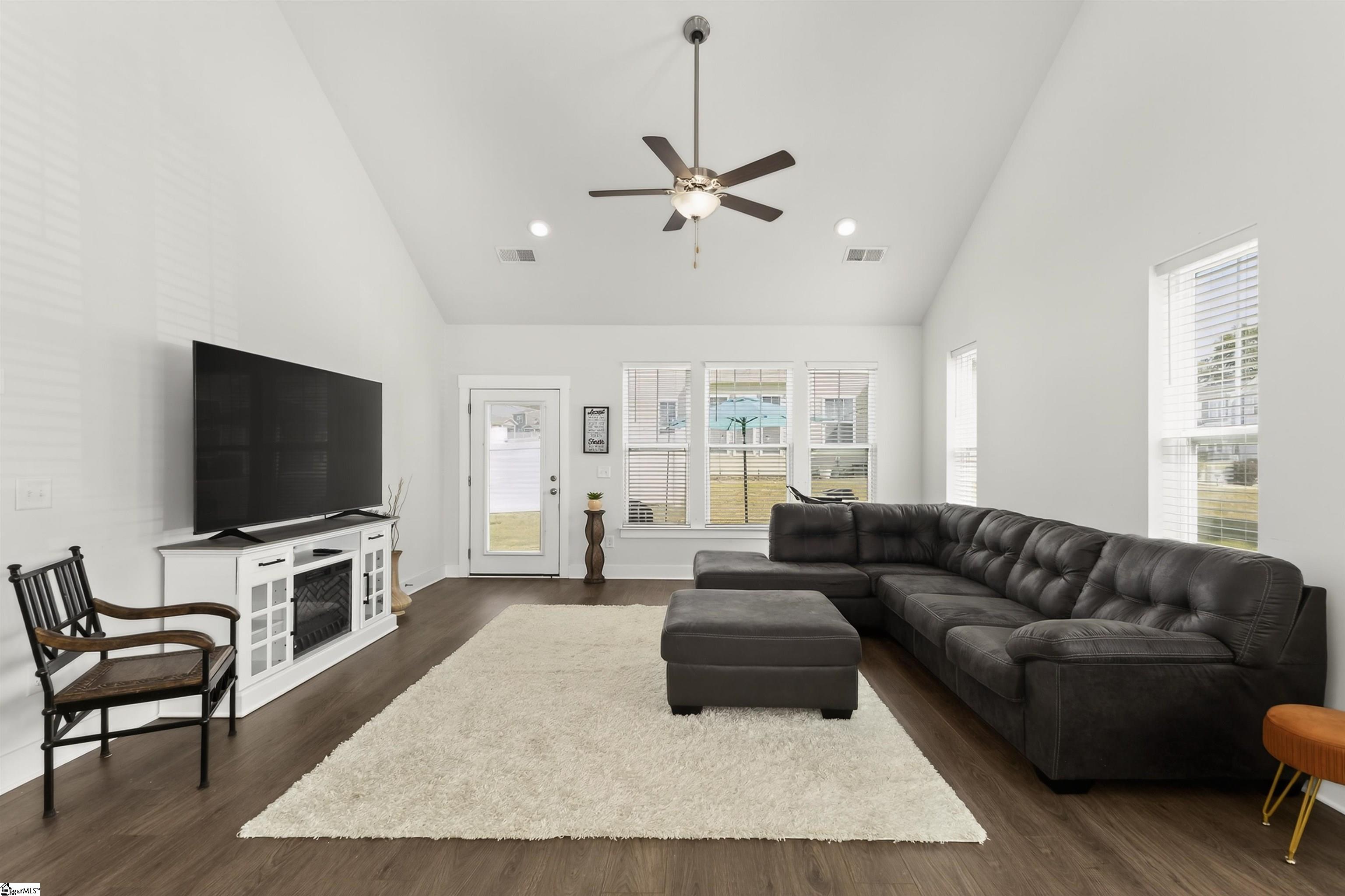 1039 Glohaven Way Boiling Springs, SC 29316 - Photo 16 of 50