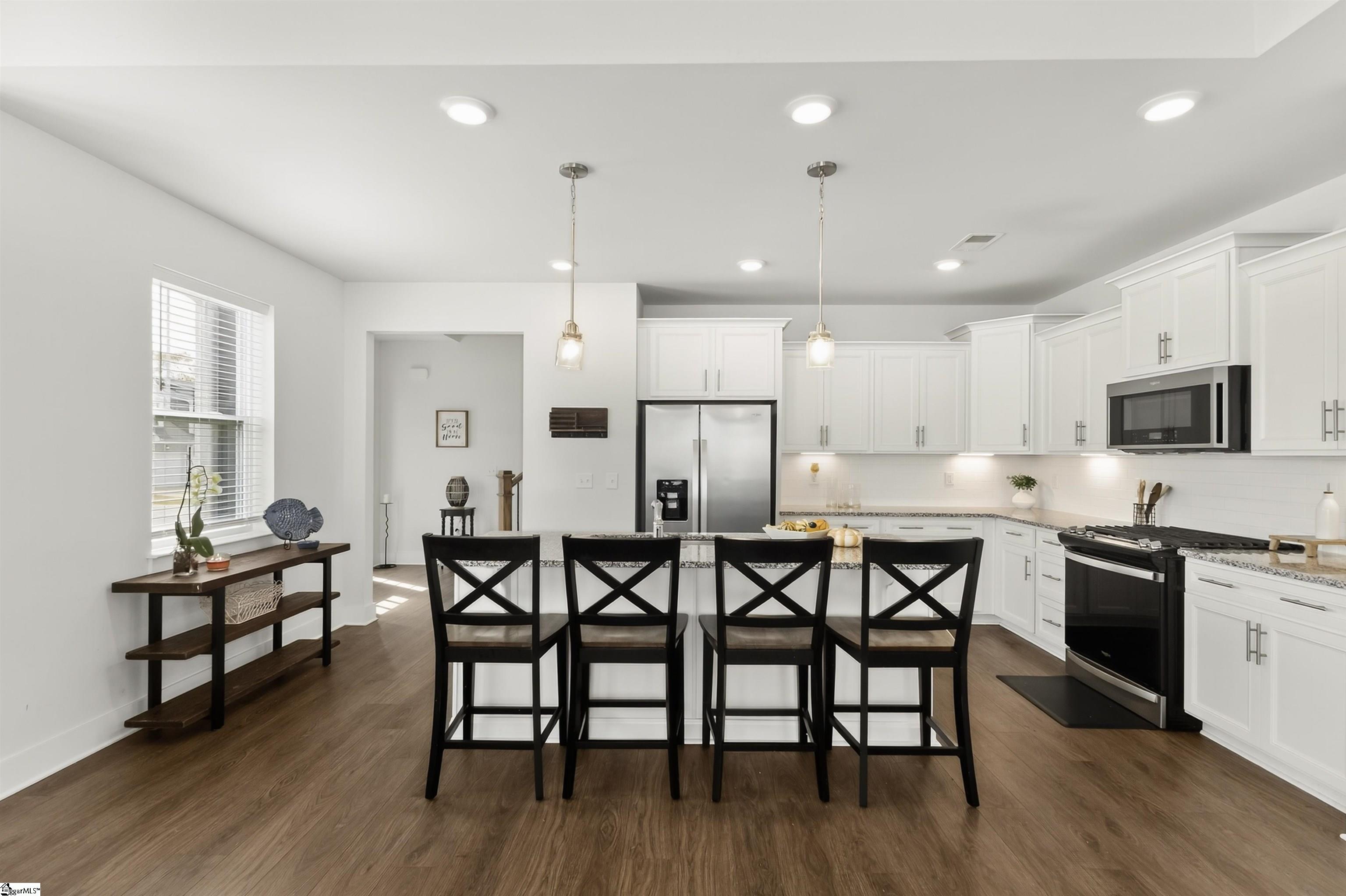 1039 Glohaven Way Boiling Springs, SC 29316 - Photo 7 of 50