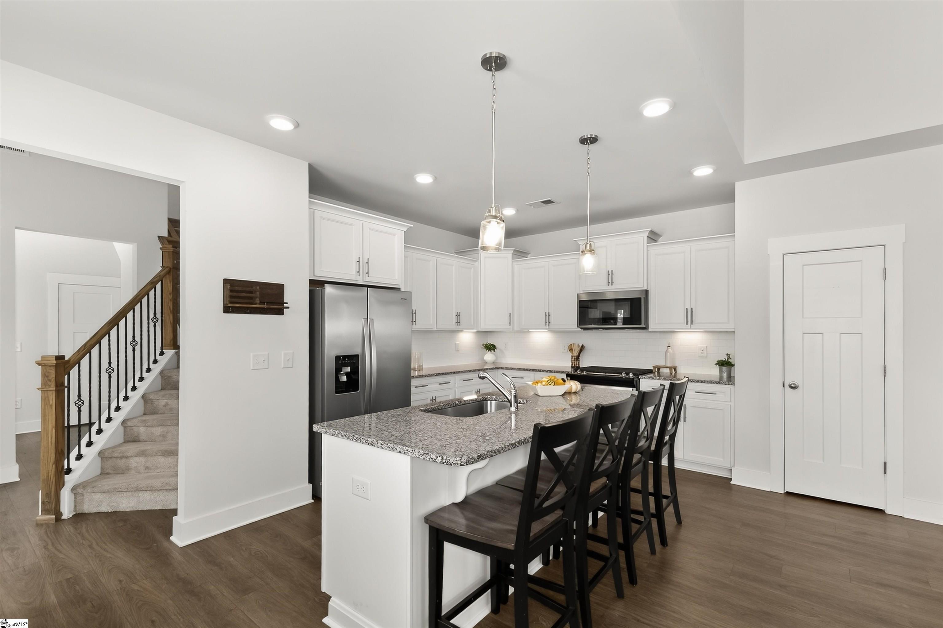 1039 Glohaven Way Boiling Springs, SC 29316 - Photo 8 of 50