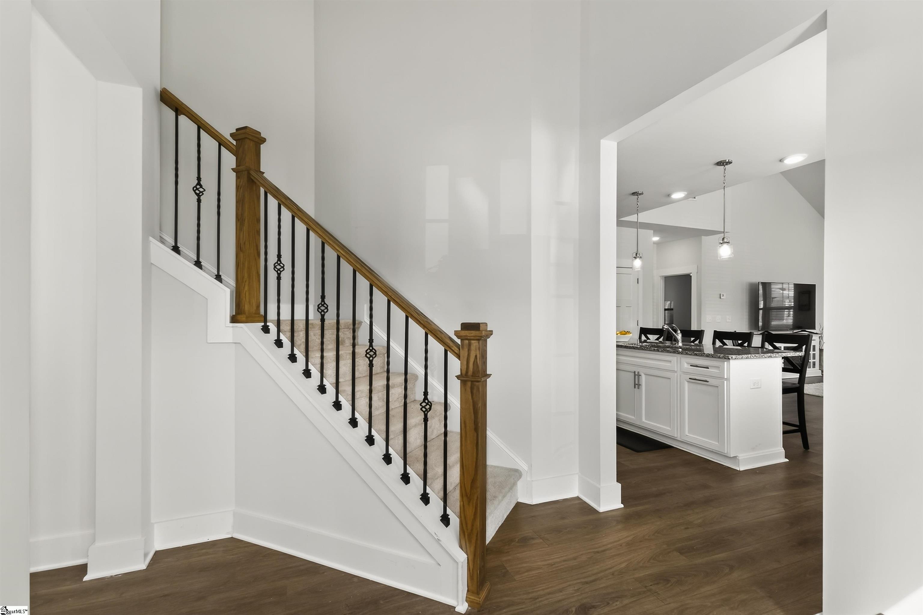 1039 Glohaven Way Boiling Springs, SC 29316 - Photo 9 of 50