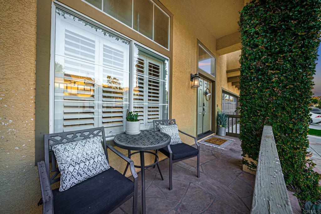 23 Wayfaire Rancho Santa Margarita, CA 92688 - Photo 38 of 44 a outdoor space with patio furniture and potted plants