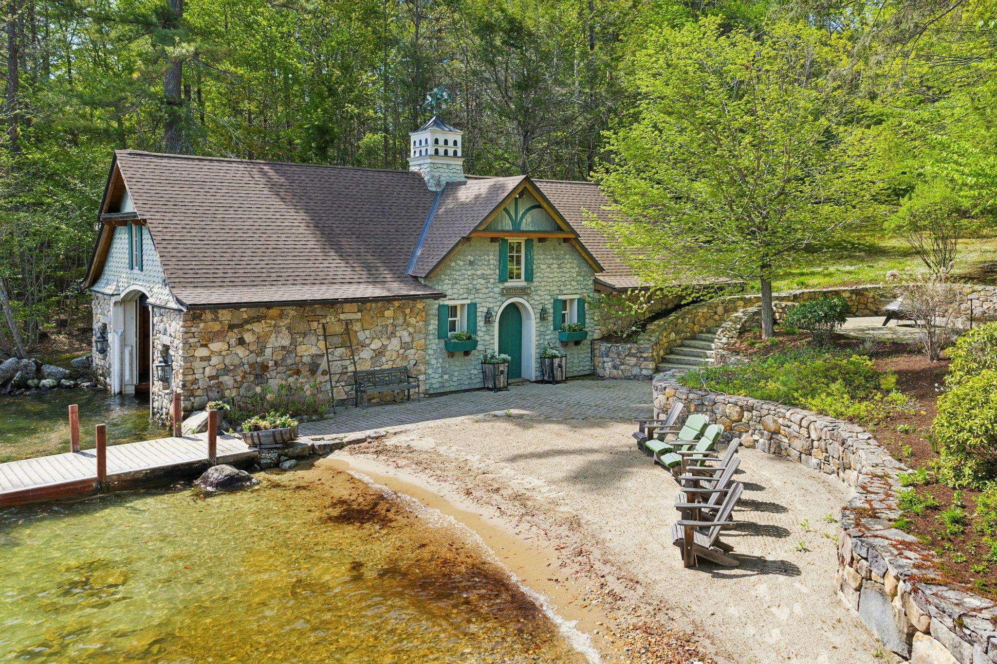80 Parker Island Road Wolfeboro, NH 03894 - Photo 6 of 46