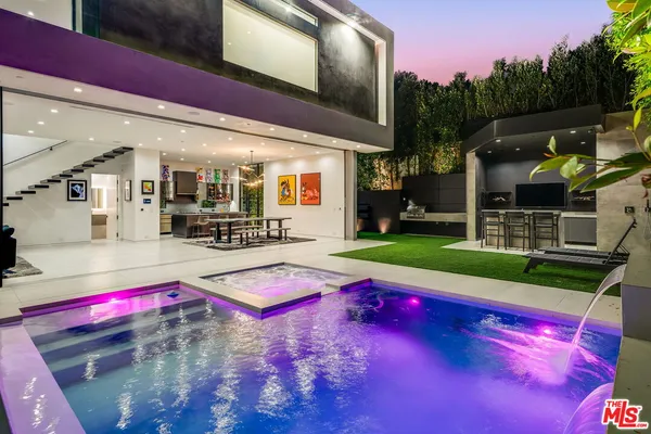 $25,000 | 2419 El Contento Drive, Los Angeles, CA 90068