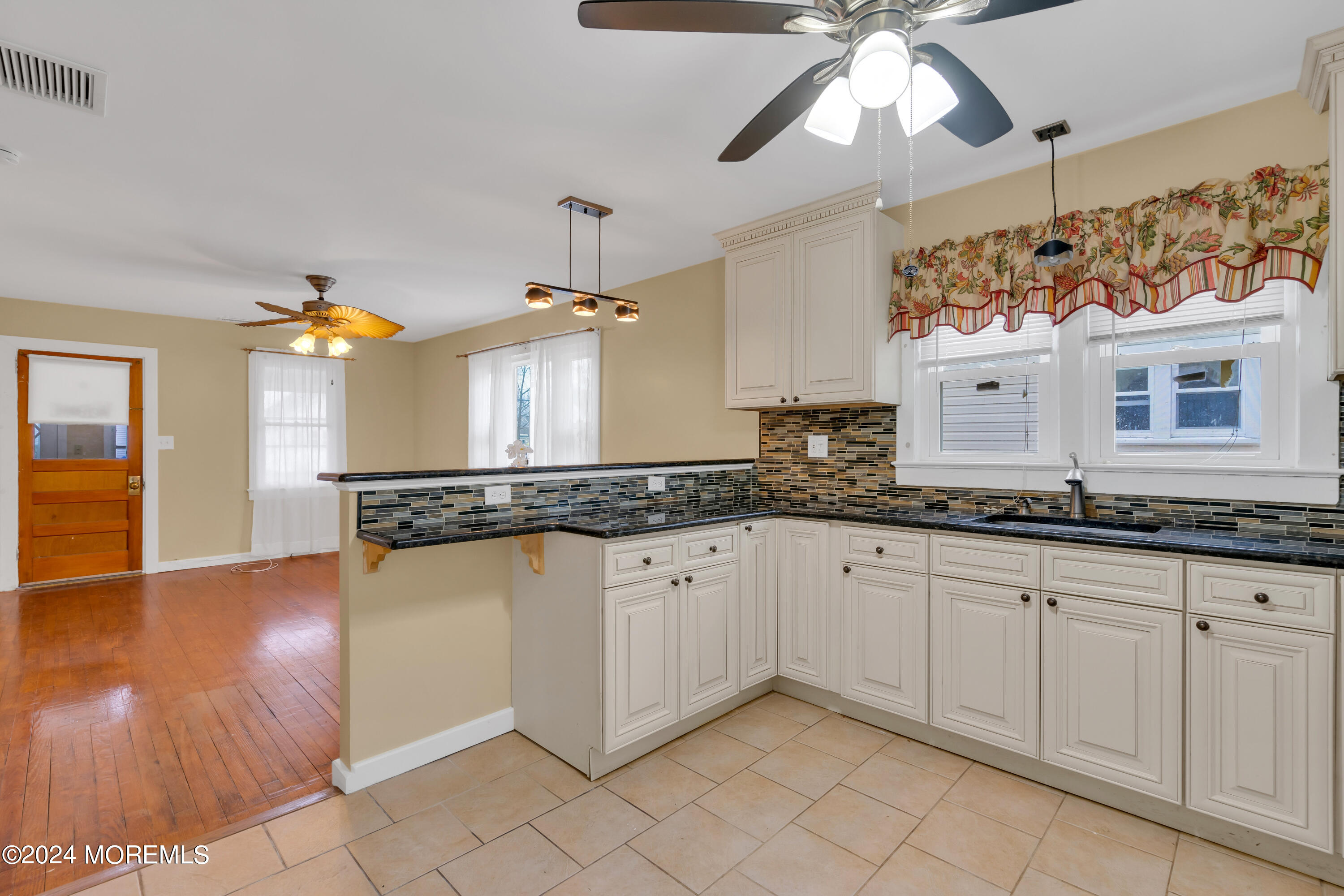 106 George Road Toms River, NJ 08753 - Photo 11 of 27 017_dsc00787