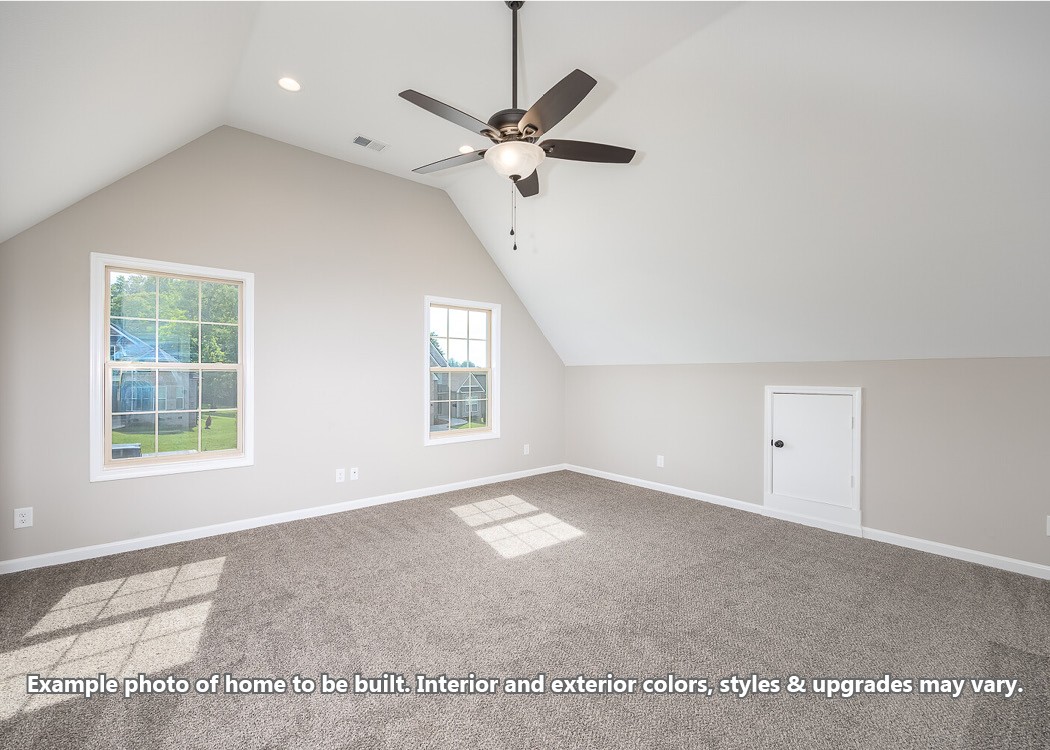 289 Killdeer Drive Clarksville, TN 37040 - Photo 18 of 21 a view of a livingroom with a ceiling fan and window