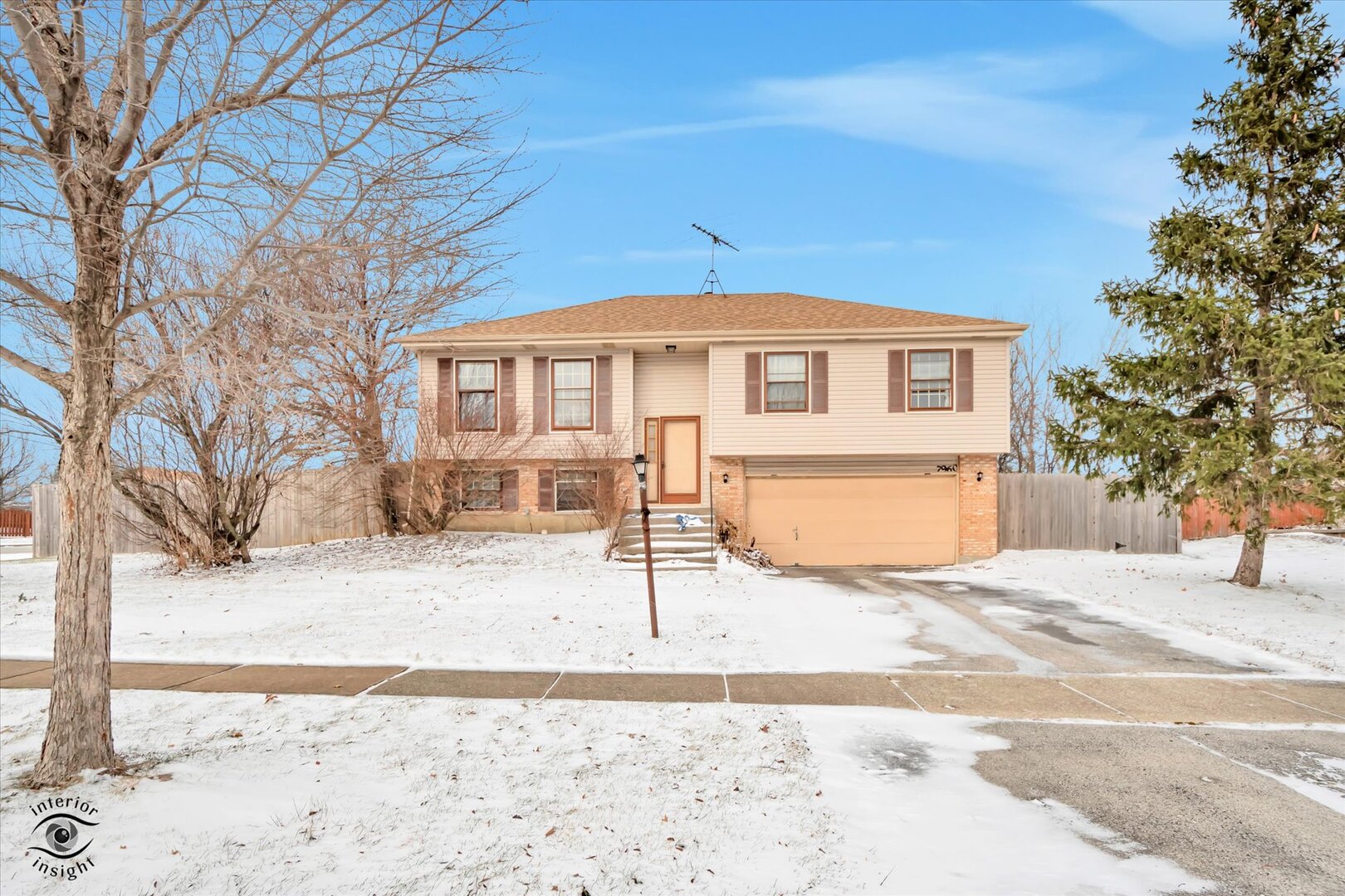 7960 West Frankfort Square Road Frankfort, IL 60423 - Photo 1 of 28