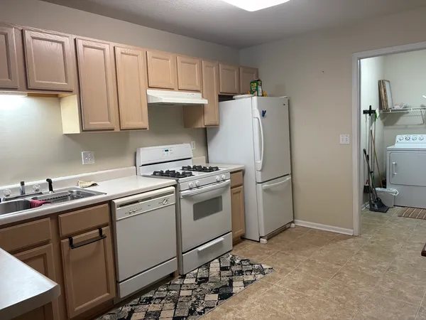 $1,850 | 229 Steeplechase Circle, Unit 1, Bourbonnais, IL 60914