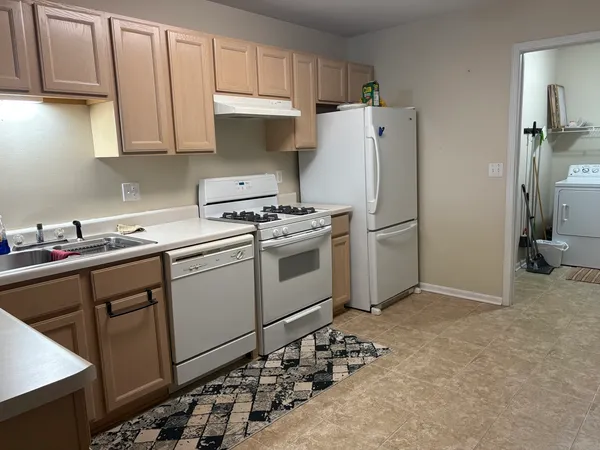 $1,850 | 229 Steeplechase Circle, Unit 1, Bourbonnais, IL 60914