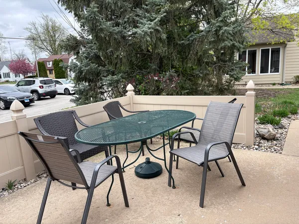 $1,850 | 229 Steeplechase Circle, Unit 1, Bourbonnais, IL 60914